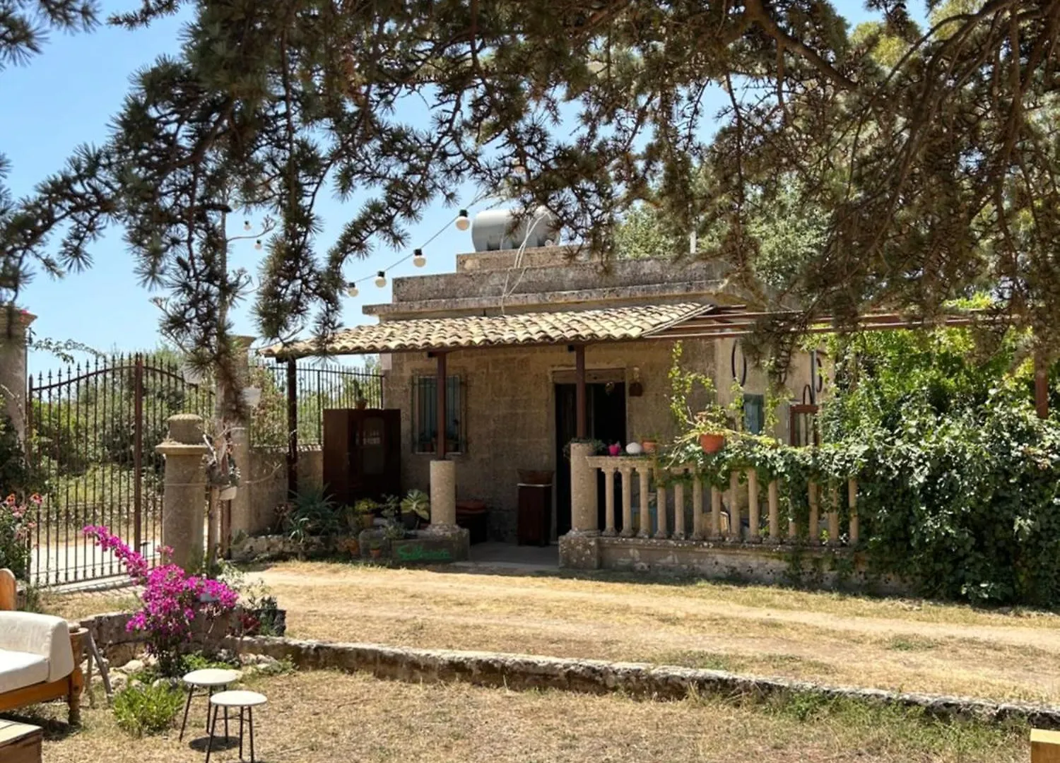 Raw Sicily Maxi Tent Casa della Contessa Italy